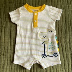 ⭐️4 for $12 Rompers ⭐️ Emporio Baby Gator Romper